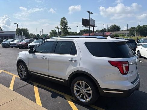 Used 2018 Ford Explorer Limited w/ Ford Safe & Smart Package AWD/4WD image 13