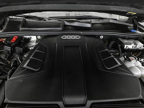 Used 2019 Audi Q7 3.0T Prestige w/ Prestige Package image 25