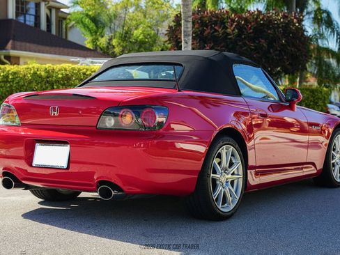 Used 2004 Honda S2000 image 20