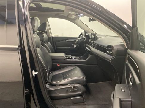Used 2023 Honda Pilot Elite image 26