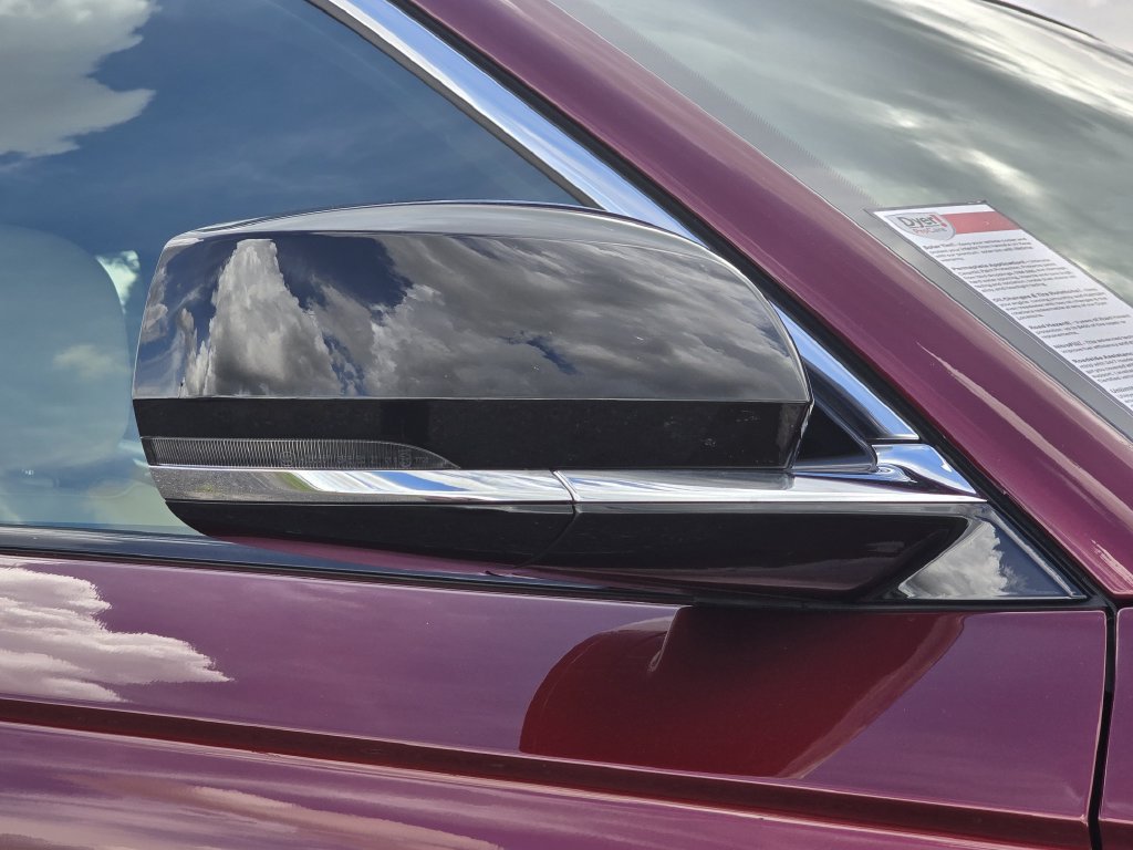Used 2025 Jeep Grand Cherokee Limited RWD image 12