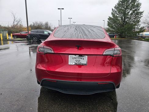 Used 2024 Tesla Model Y Long Range image 6