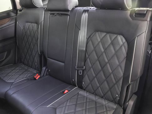 New 2026 Volkswagen Atlas SEL Premium R-Line image 35