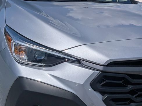 Used 2024 Subaru Crosstrek 2.0i Premium AWD/4WD image 9