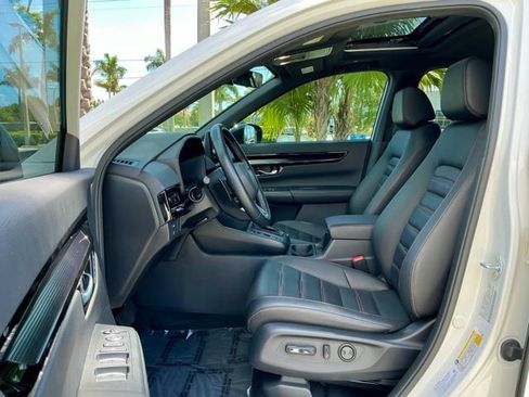 Certified 2025 Honda CR-V Sport Touring image 9