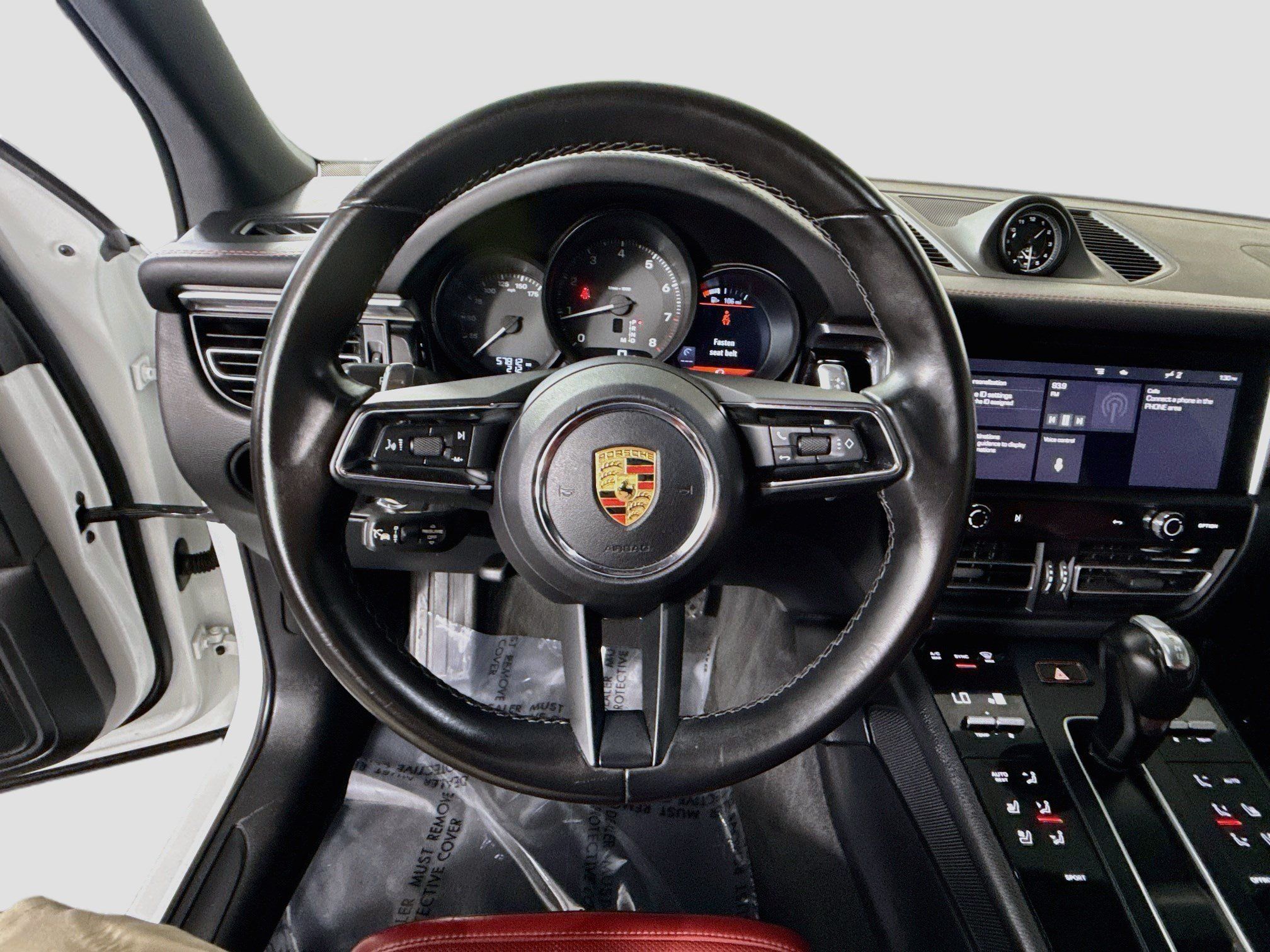Used 2024 Porsche Macan AWD/4WD image 13