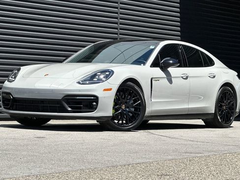 Certified 2022 Porsche Panamera 4S AWD/4WD image 1