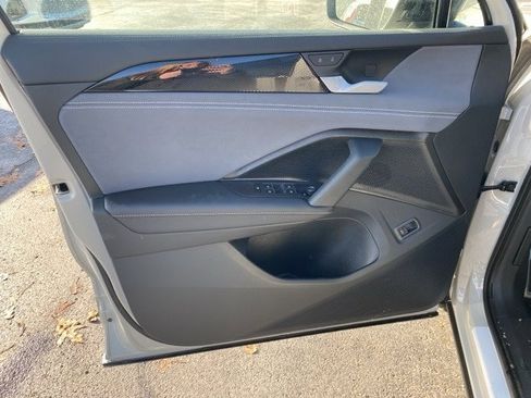 New 2026 Volkswagen Tiguan SE R-Line image 22