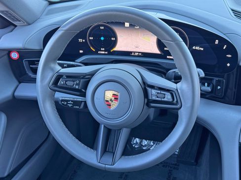 Used 2020 Porsche Taycan 4S image 21