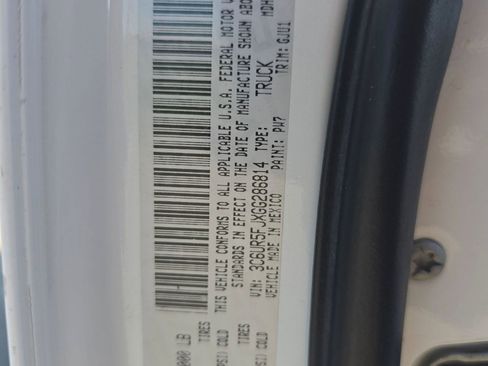 Used 2016 RAM 2500 Laramie w/ Convenience Group image 16