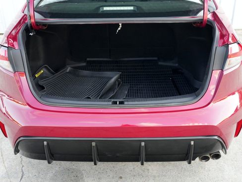 Used 2023 Toyota Corolla SE image 9