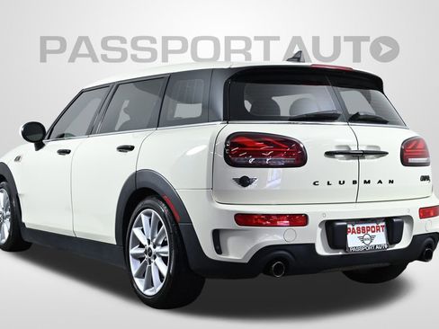 Used 2023 MINI Cooper Clubman S w/ Premium Package image 6