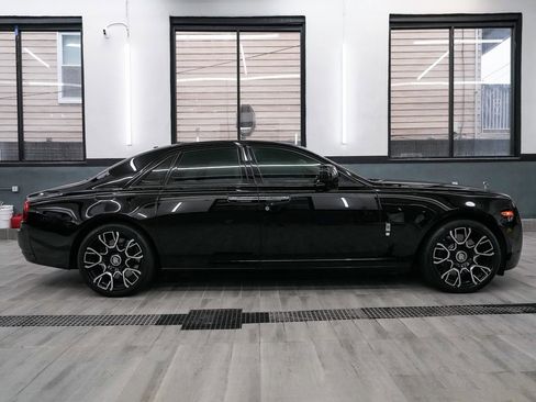 Used 2011 Rolls-Royce Ghost image 10