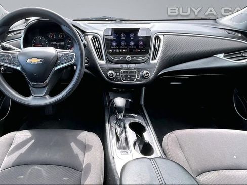 Used 2023 Chevrolet Malibu LT FWD image 16