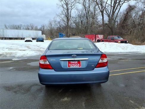 Used 2002 Toyota Camry XLE image 6