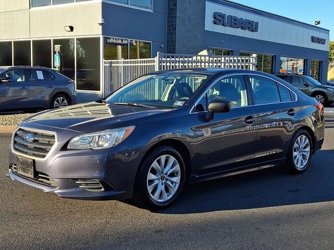 Used 2017 Subaru Legacy 2.5i w/ Alloy Wheel Package image 3
