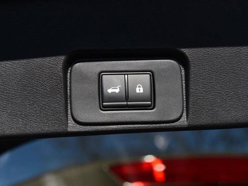 New 2026 Nissan Rogue SV image 29