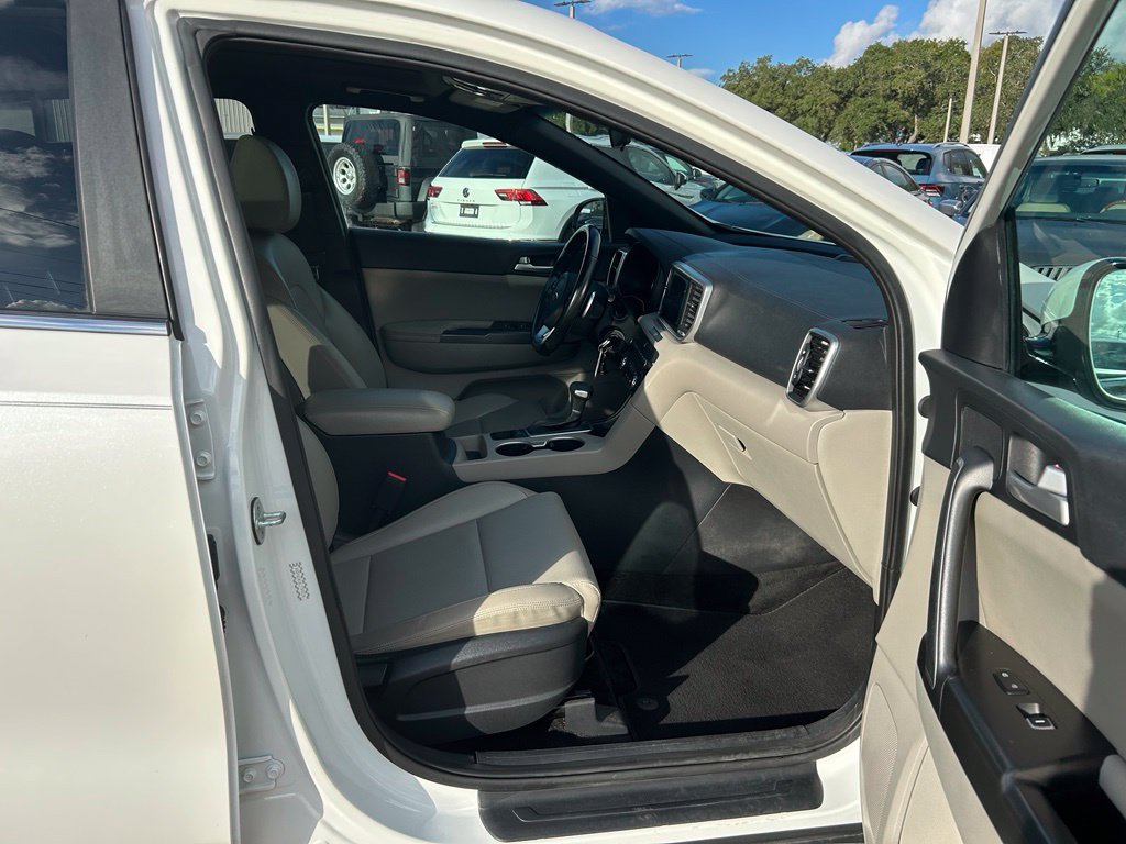 Used 2020 Kia Sportage S w/ S Sunroof Package AWD/4WD image 37