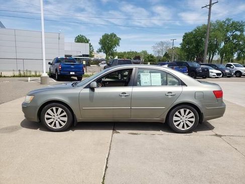 Used 2009 Hyundai Sonata Limited FWD image 7