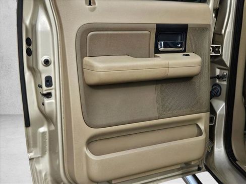 Used 2007 Ford F150 XLT image 21