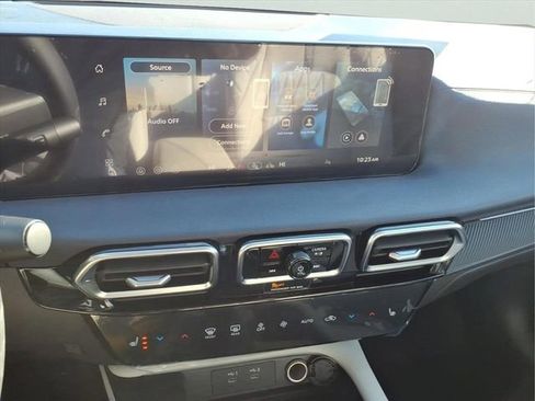 New 2026 Nissan Sentra SL w/ Floor Mat Package FWD image 22