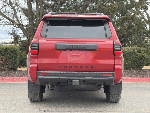 Used 2025 Toyota 4Runner TRD Sport Premium image 5