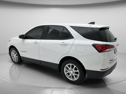 Used 2023 Chevrolet Equinox LS w/ LPO, Floor Liner Package AWD/4WD image 7