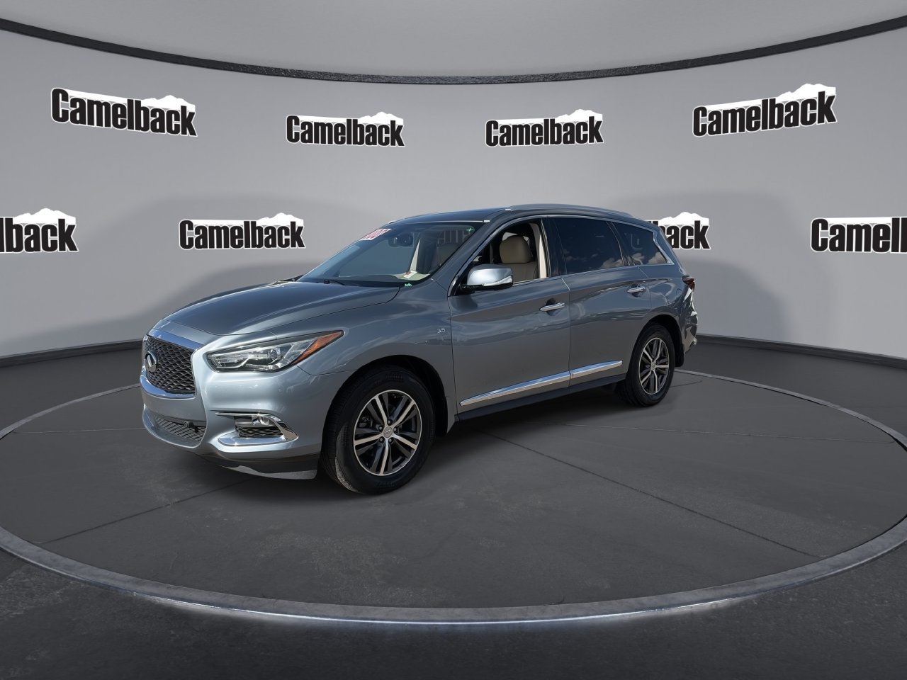Used 2018 INFINITI QX60 FWD w/ Premium Plus Package image 3