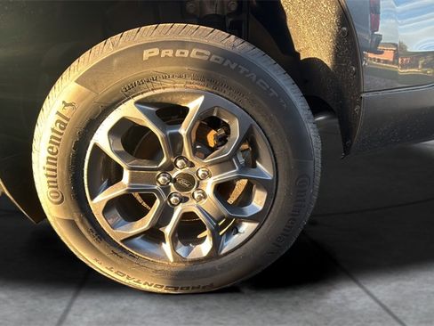 New 2025 Ford Maverick XLT w/ XLT Luxury Package image 9