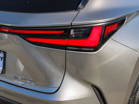 Used 2022 Lexus NX 350 AWD image 10