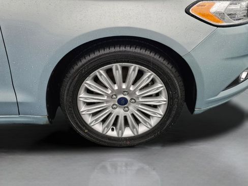 Used 2013 Ford Fusion Energi SE image 28