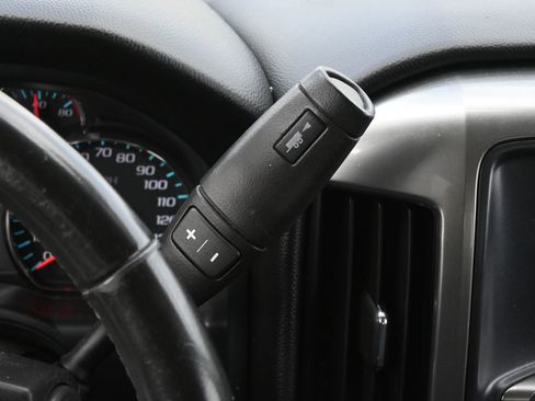 Used 2018 Chevrolet Silverado 1500 LT w/ All Star Edition RWD image 12