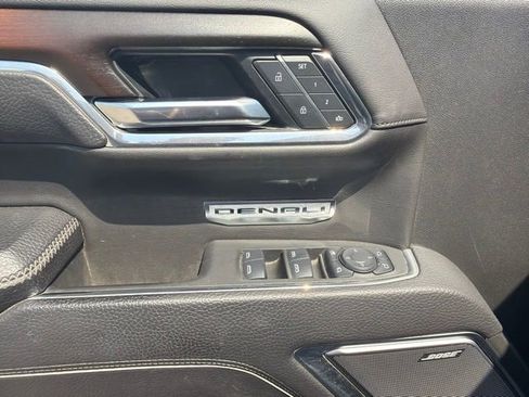 Used 2025 GMC Sierra 1500 Denali w/ Denali Reserve Package AWD/4WD image 47