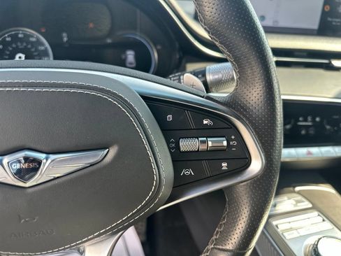 Used 2023 Genesis GV70 3.5T Sport AWD/4WD image 17