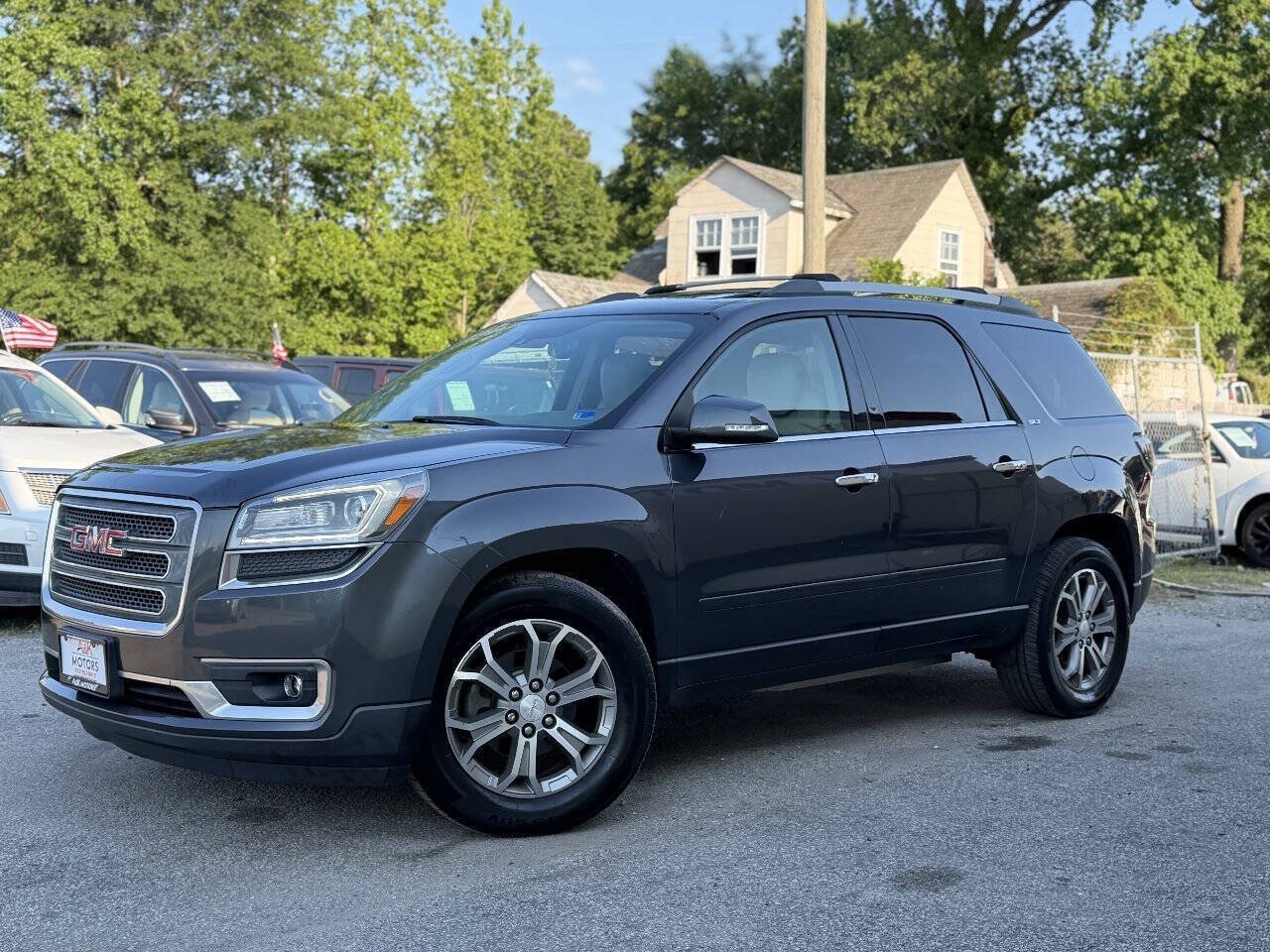 Used 2014 GMC Acadia SLT AWD/4WD image 2