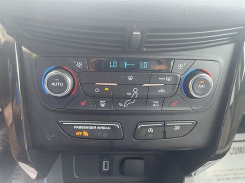 Used 2017 Ford Escape Titanium FWD image 23