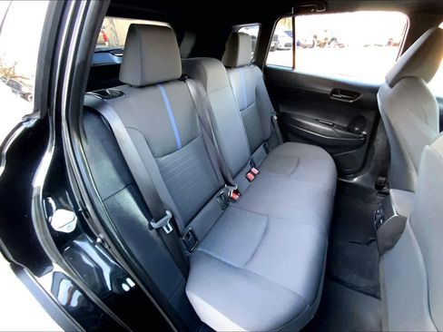 Used 2025 Toyota Corolla Cross AWD Hybrid image 18