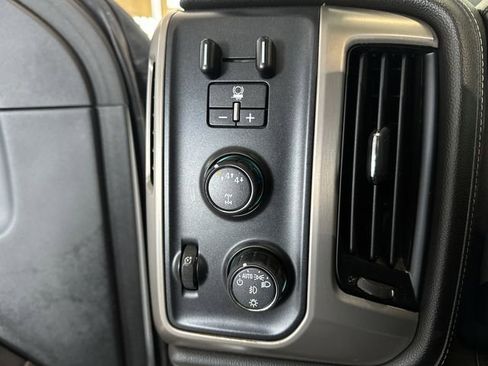 Certified 2019 GMC Sierra 2500 Denali image 18