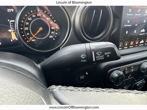 Used 2021 Jeep Gladiator Willys image 53