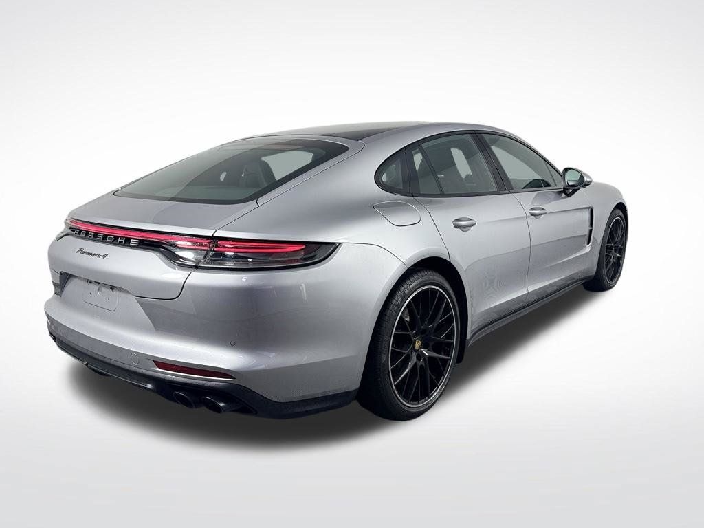 Used 2023 Porsche Panamera 4 Platinum Edition AWD/4WD image 5
