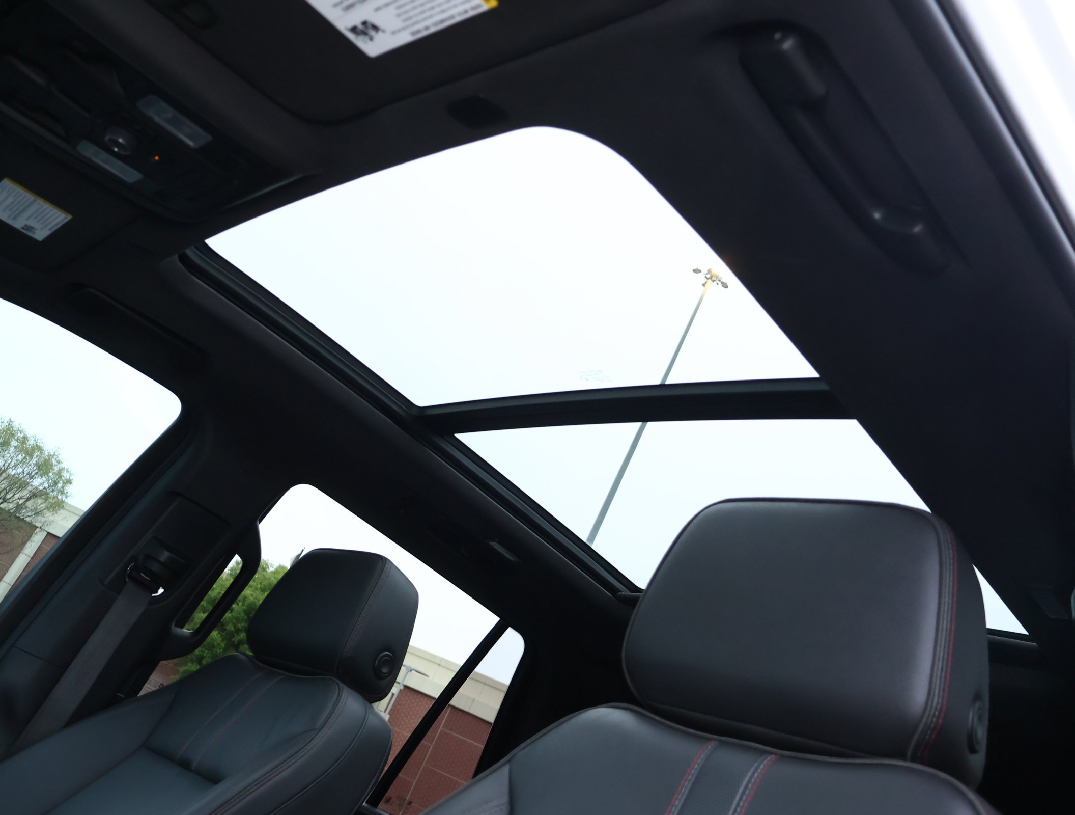 Used 2023 Chevrolet Tahoe RST w/ Luxury Package AWD/4WD image 24