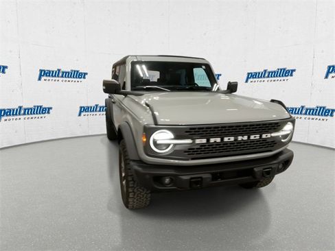 Used 2023 Ford Bronco Badlands image 1