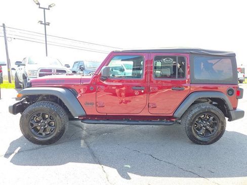 Used 2021 Jeep Wrangler Unlimited Sport AWD/4WD image 3