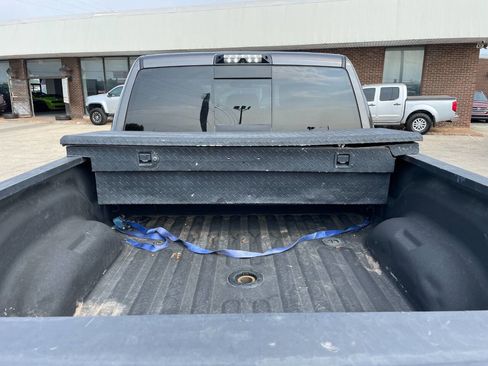 Used 2018 RAM 3500 Laramie Longhorn image 5