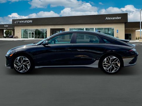 New 2025 Hyundai Ioniq 6 SEL image 3