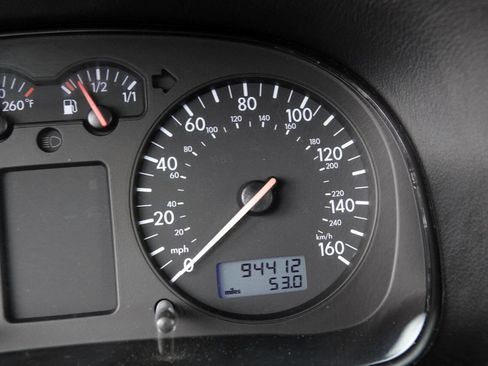 Used 2005 Volkswagen Golf GL image 67