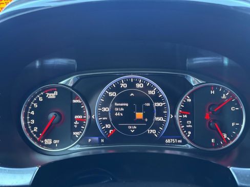 Used 2023 Chevrolet Traverse Premier image 16