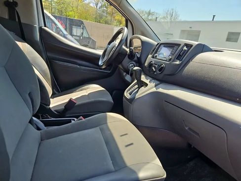 Used 2018 Nissan NV200 S w/ Cruise Control Package FWD image 6