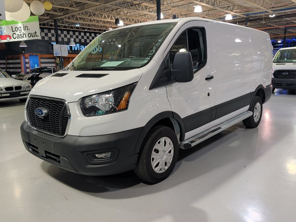 Used 2025 Ford Transit 250 Low Roof w/ Exterior Upgrade Package RWD image 3
