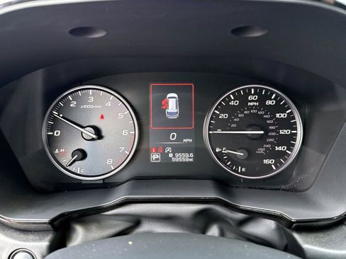 Used 2024 Subaru Outback Premium AWD/4WD image 27